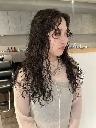 ロング パーマ 桃果 momokaのヘアスタイル