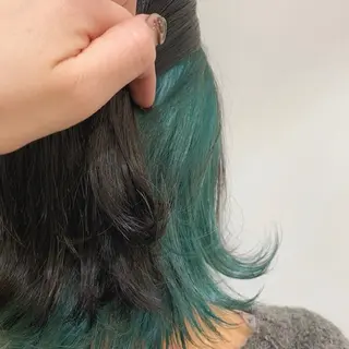 ミディアム カラー あべ ゆうかのヘアスタイル