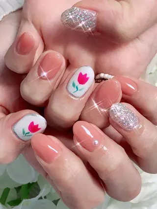 ネイル Bella 齋藤理奈のネイルデザイン