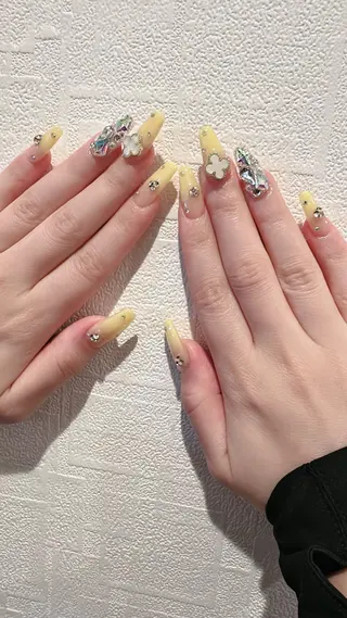 ネイル D-BEAUTY Nailsalonのネイルデザイン