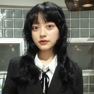 ロング ハイトーン/ベージュ 𝙨𝙖𝙠𝙞のヘアスタイル