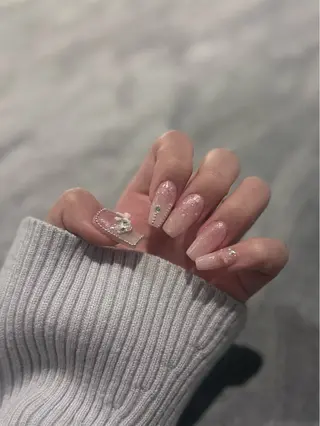 ネイル 岸 柚花のネイルデザイン