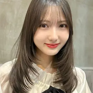 ロング 🌹ハッシュカット、 レイヤー韓国ヘア🌹のヘアスタイル