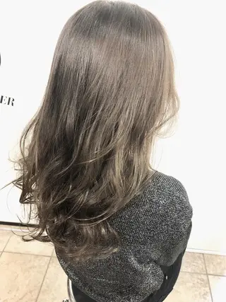 カラー 夜23時まで予約🉑 reverieあきらのヘアスタイル