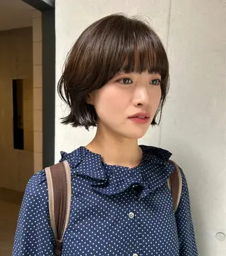 ミディアム 中村 果乃のヘアスタイル
