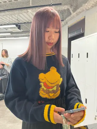 ミディアム カラー ハイトーン/レイヤー 💜Akaneのヘアスタイル