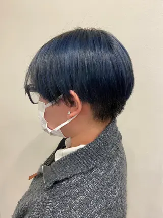 ショート カラー ワタナベ リリコのヘアスタイル