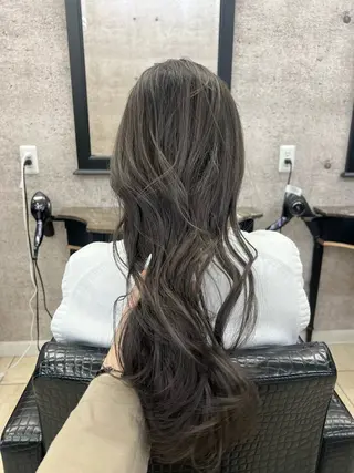 ロング MAYU / Raf.のヘアスタイル