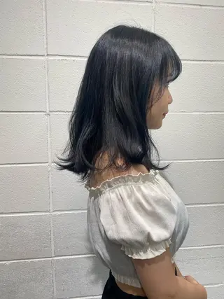 カラー サイレント美容師 アイリィのヘアスタイル