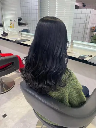 ロング カラー ヘアアレンジ 韓国風グレージュ 🤍たくみ🤍のヘアスタイル