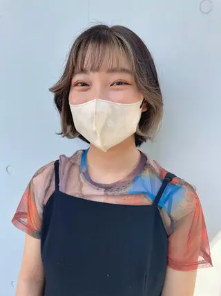 ショート カラー もにか🌞原宿/渋谷 🌝ブリーチカラーのヘアスタイル