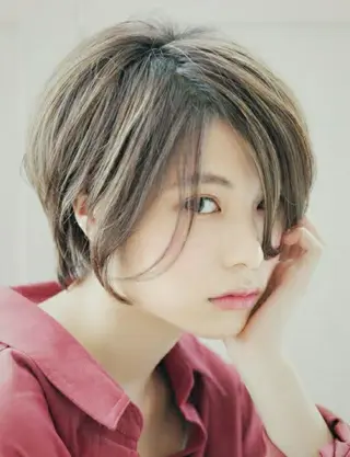 ショート カラー ✂️✂️徳　田✂️ ✂️のヘアスタイル