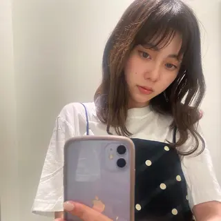 セミロング 5月予約解放しまし たイルミナ公認荒井のヘアスタイル