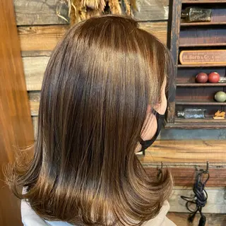 ミディアム カラー 川崎 かなでのヘアスタイル