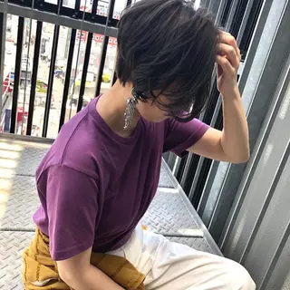 ショート 天神/ブリーチ/ ブリーチなしカラーのヘアスタイル