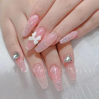 ネイル Queens マオのネイルデザイン