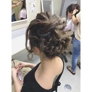 ミディアム カラー ヘアアレンジ マエダ カズエ🫶 coronahairのヘアスタイル
