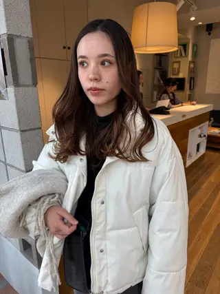 ロング 松本  夏海のヘアスタイル