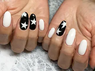 ネイル TOMOMI NAILsのネイルデザイン