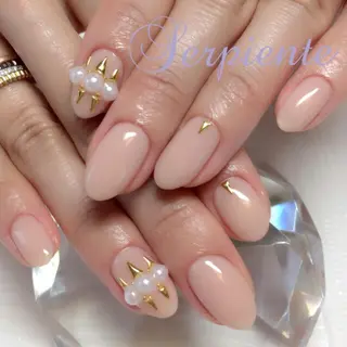 ネイル Nail salon Serpienteのネイルデザイン