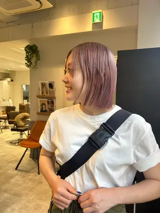 ミディアム カラー 薄暮 マツイ　レンのヘアスタイル
