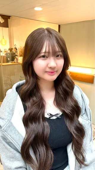 ロング カラー 田中 美海のヘアスタイル