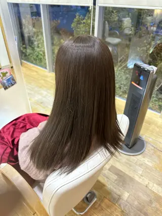 カラー 山本 瑠華のヘアスタイル