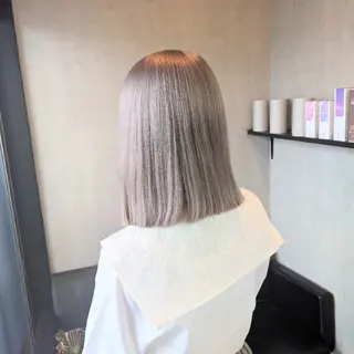 ミディアム カラー 小林 梨香のヘアスタイル