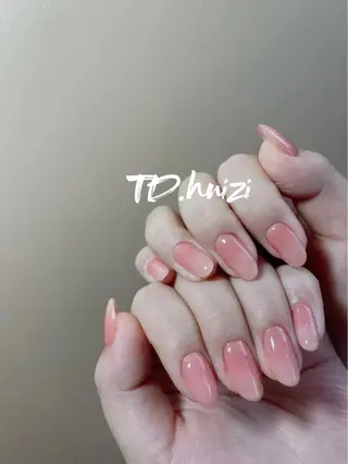 ミディアム めぐみのネイルサロン スタッフ練習のネイルデザイン