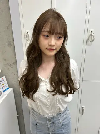 セミロング ハルカ 透明感カラー 美髪縮毛矯正🥣のヘアスタイル