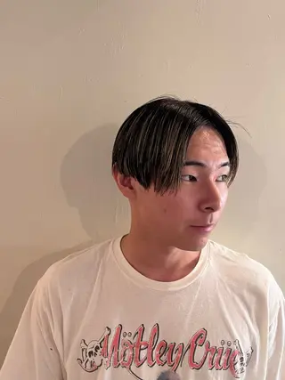 ショート メンズ トイ ハルトのヘアスタイル