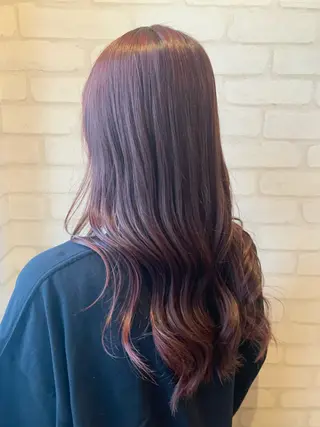 ロング 秋葉 万柚子のヘアスタイル