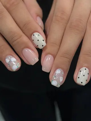 ネイル NORA nail UMEDA MAIのネイルデザイン
