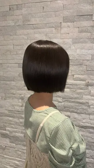 カラー 小林 花寧のヘアスタイル