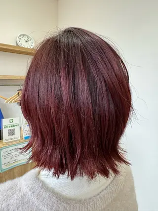 ショート カラー 坂田 優子のヘアスタイル