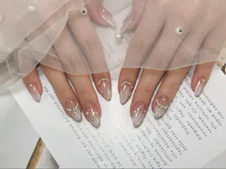 ネイル RUBYネイルサロン 9Caratsのネイルデザイン