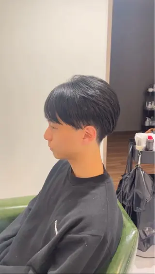 ショート 上野 泰誠のヘアスタイル