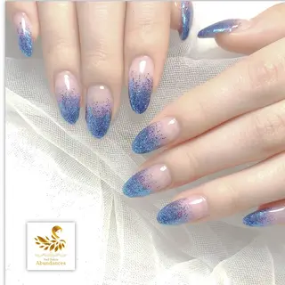 ネイル 完全予約制個室サロン Abundancesのネイルデザイン