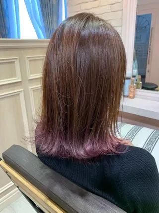 セミロング カラー パーマ ヘアアレンジ ネイル マツエク・マツパ レイヤー＆カラー 人気美容師倉崎涼のヘアスタイル