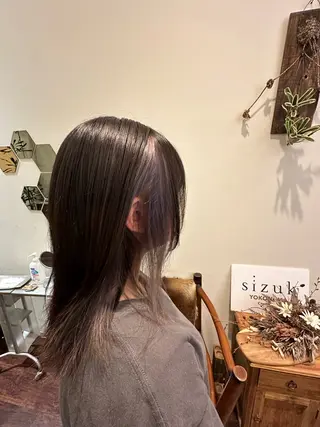 セミロング カラー LOA uraraのヘアスタイル