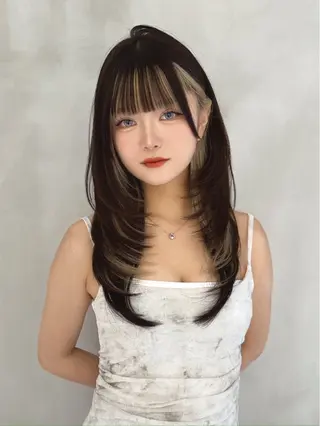 セミロング Lond alxeiaのヘアスタイル