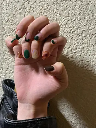 ショート óæk nailのネイルデザイン