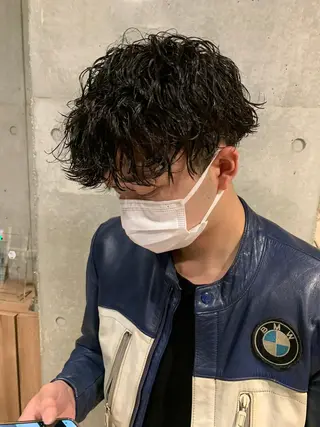 メンズ メッシュパーマ職人/ 窪田 優也/ツイスパのヘアスタイル