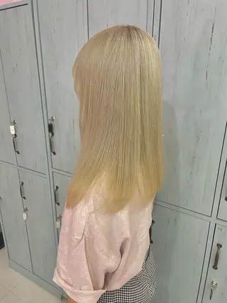 カラー ツヤ髪矯正 Kanaのヘアスタイル