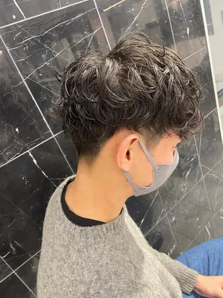 パーマ メンズ 大阪美容師 井上智博のヘアスタイル