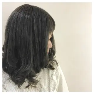 ミディアム セミロング カラー ハイトーン/ショート 村上淳乃🐥のヘアスタイル
