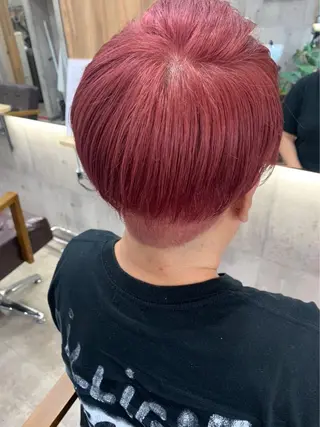 ショート カラー hair salon mementoのヘアスタイル