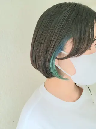ショート 🇰🇷透明感×ハイ トーン🌟tomoのヘアスタイル