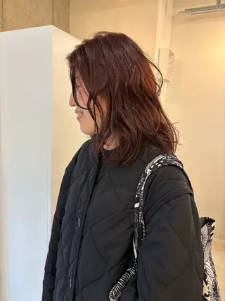 ミディアム カラー eri kinjoのヘアスタイル