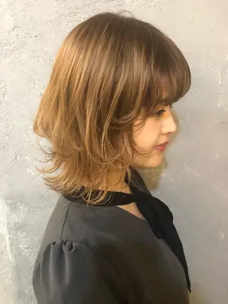 ミディアム カラー ヘアアレンジ ROSTAR所属・川上 智汐のヘアスタイル